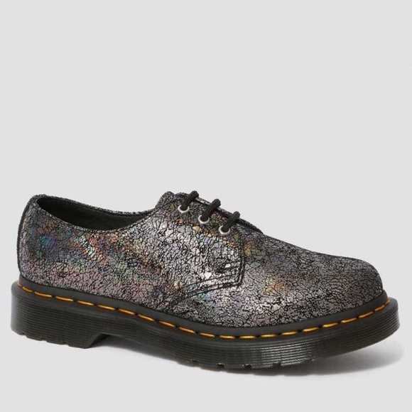 dr martens 1461 metallic